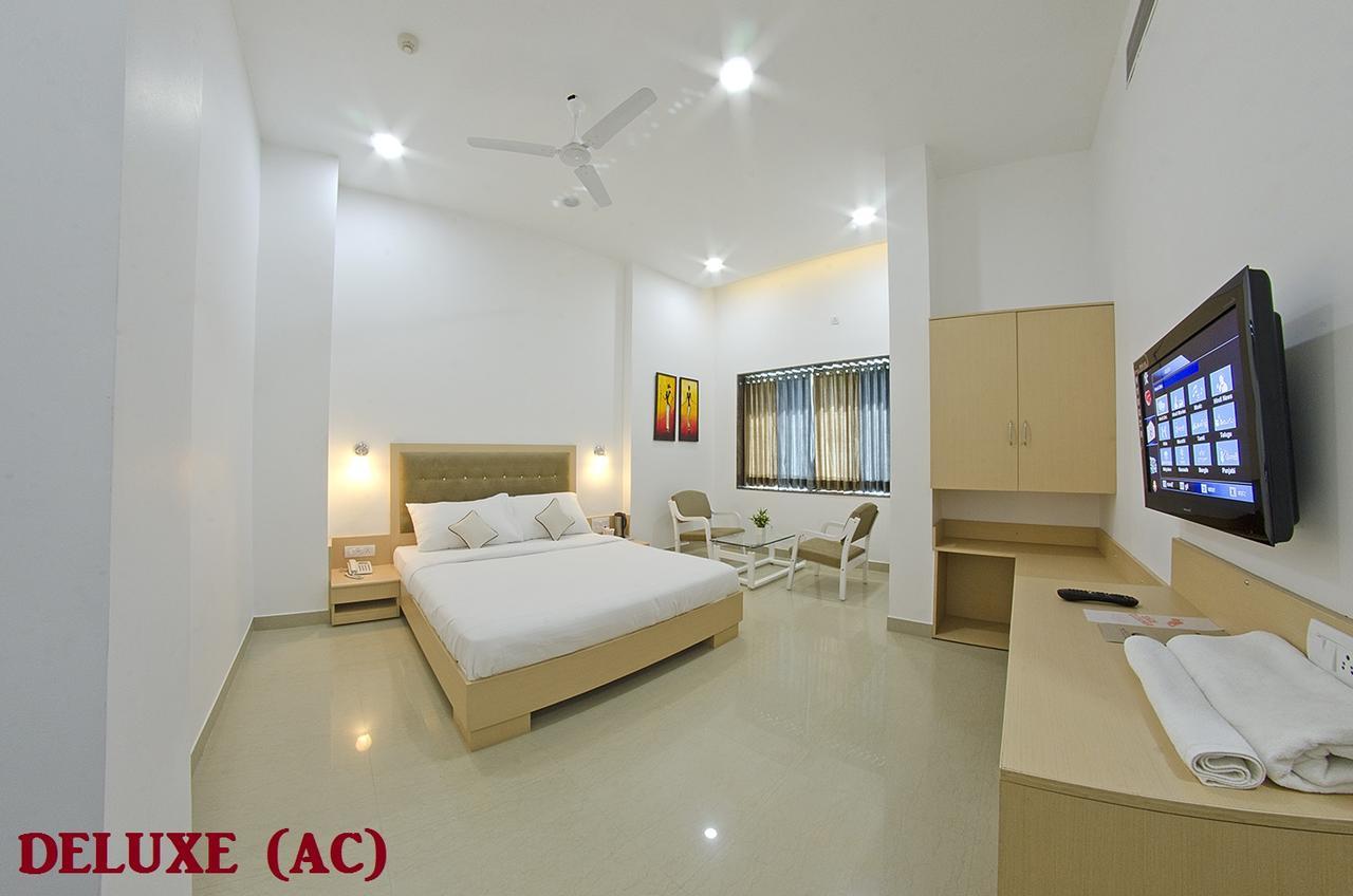 Jk Rooms 109 Hotel Mayur Nagpur Esterno foto