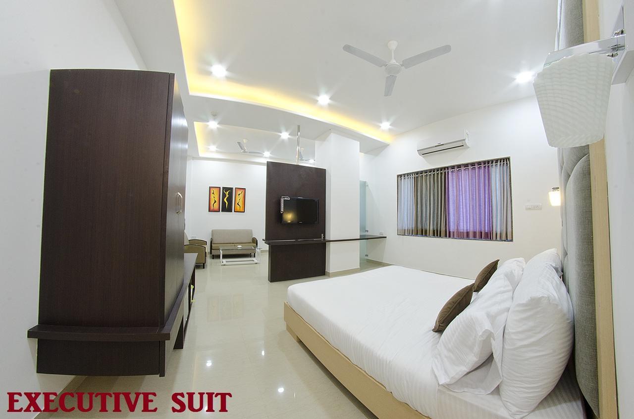 Jk Rooms 109 Hotel Mayur Nagpur Esterno foto