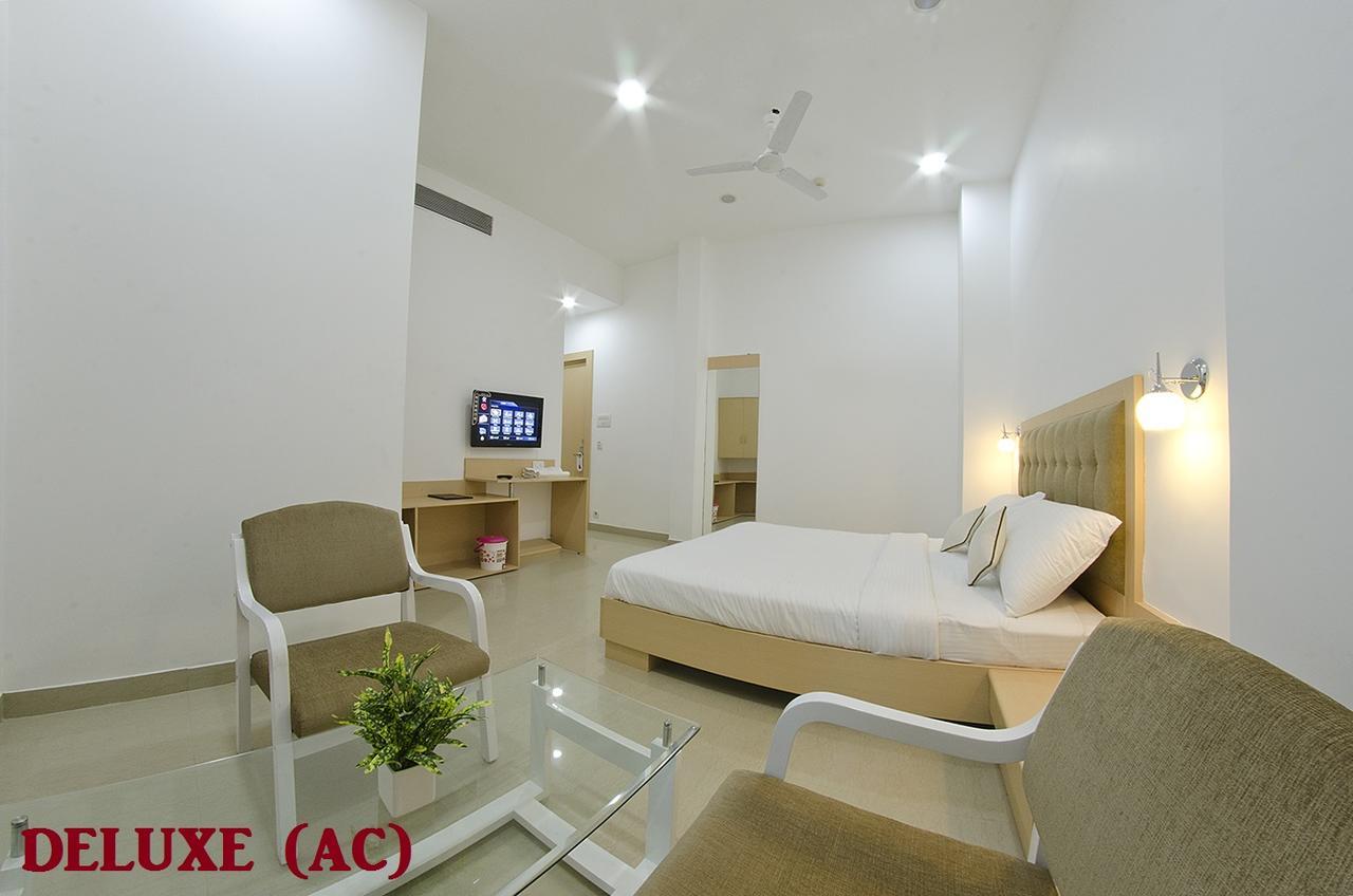 Jk Rooms 109 Hotel Mayur Nagpur Esterno foto